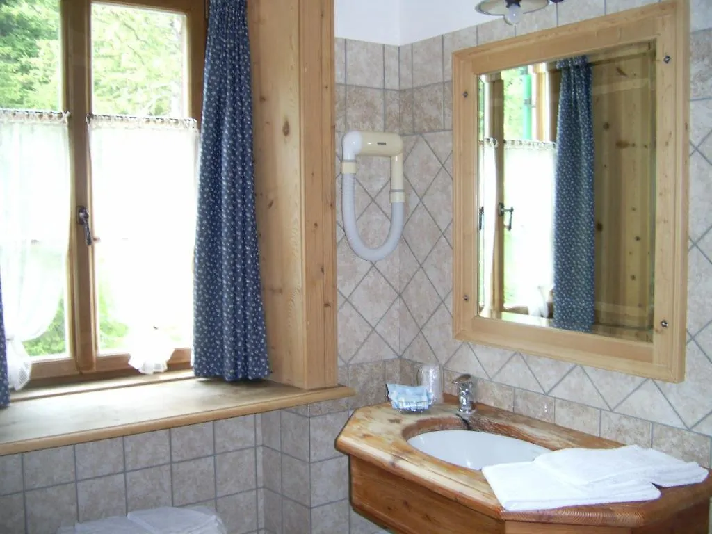 Hotel Li Arnoga San Carlo  3*, San Carlo (Grisons)